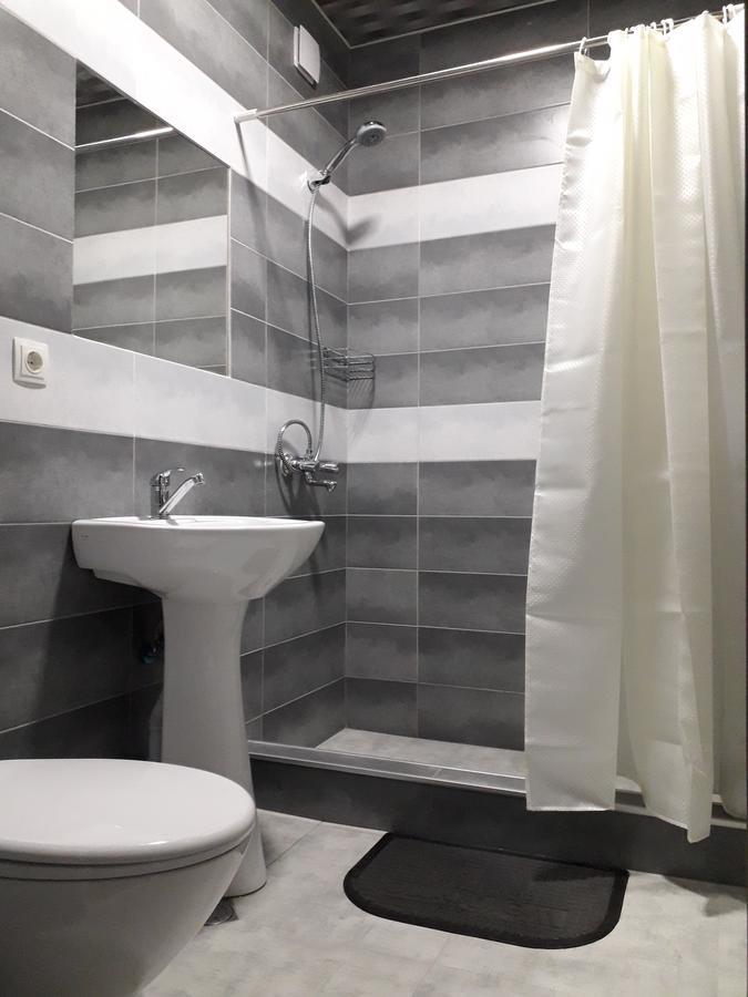 Gnt+ Otel Tiflis Dış mekan fotoğraf