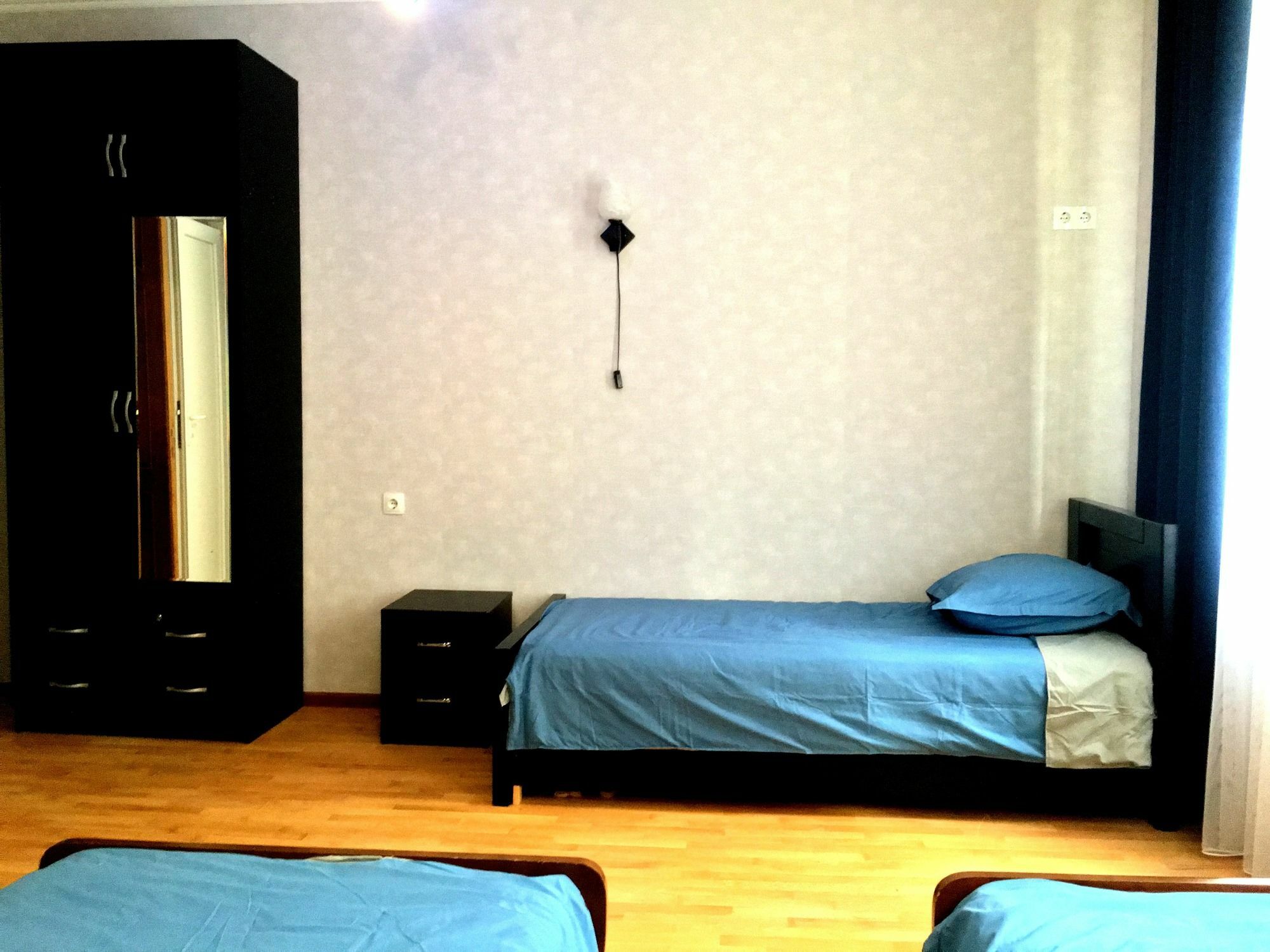 Gnt+ Otel Tiflis Dış mekan fotoğraf